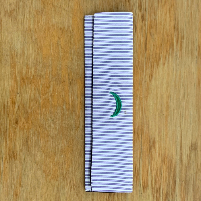 Semicircular pouch